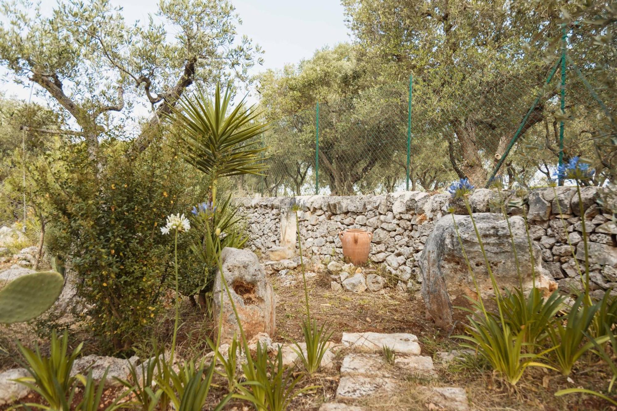 奥斯图尼 Trulli Santa Maria Odegitria Relais旅馆 外观 照片