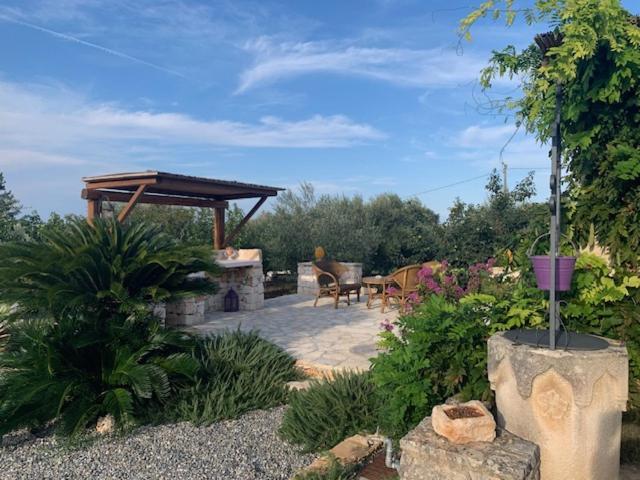 奥斯图尼 Trulli Santa Maria Odegitria Relais旅馆 外观 照片